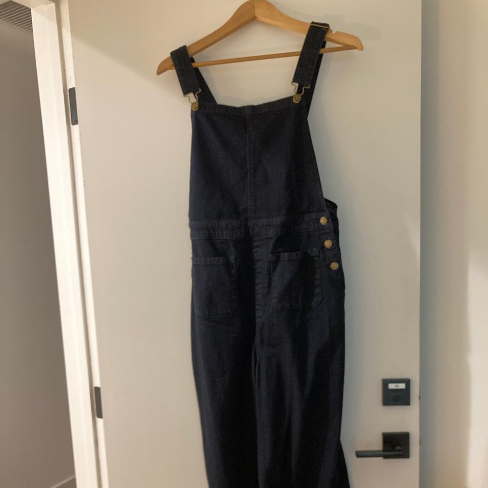 Dark blue denim Rolla's overalls!